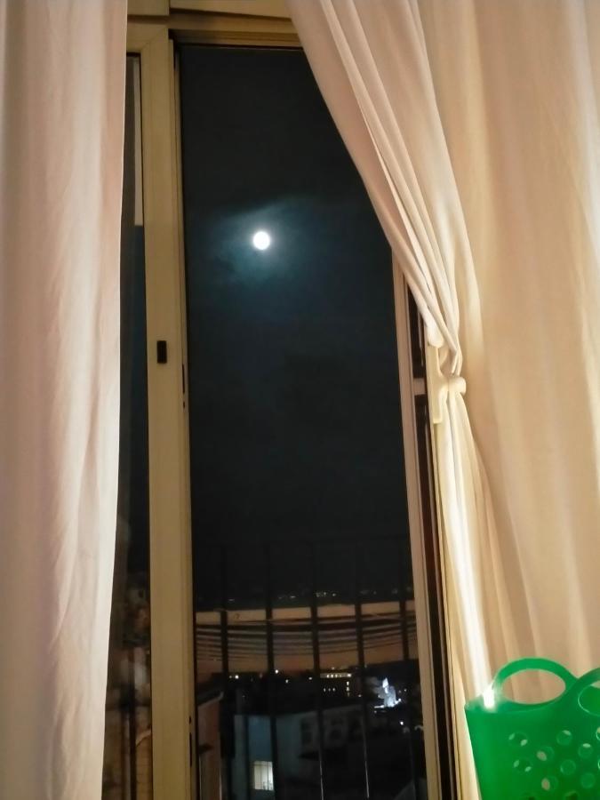 La Casa Del Sole Apartment Napoli Bagian luar foto