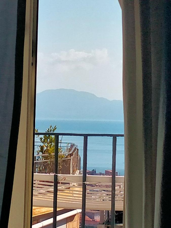 La Casa Del Sole Apartment Napoli Bagian luar foto