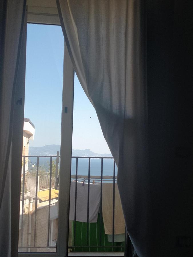 La Casa Del Sole Apartment Napoli Bagian luar foto