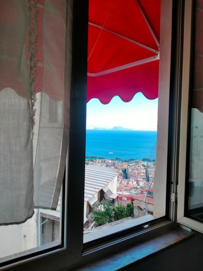 La Casa Del Sole Apartment Napoli Bagian luar foto